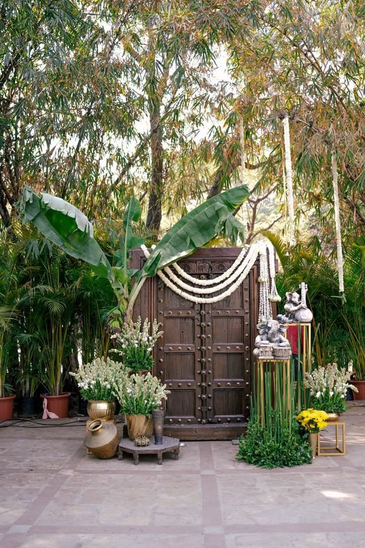 Luxury event decor